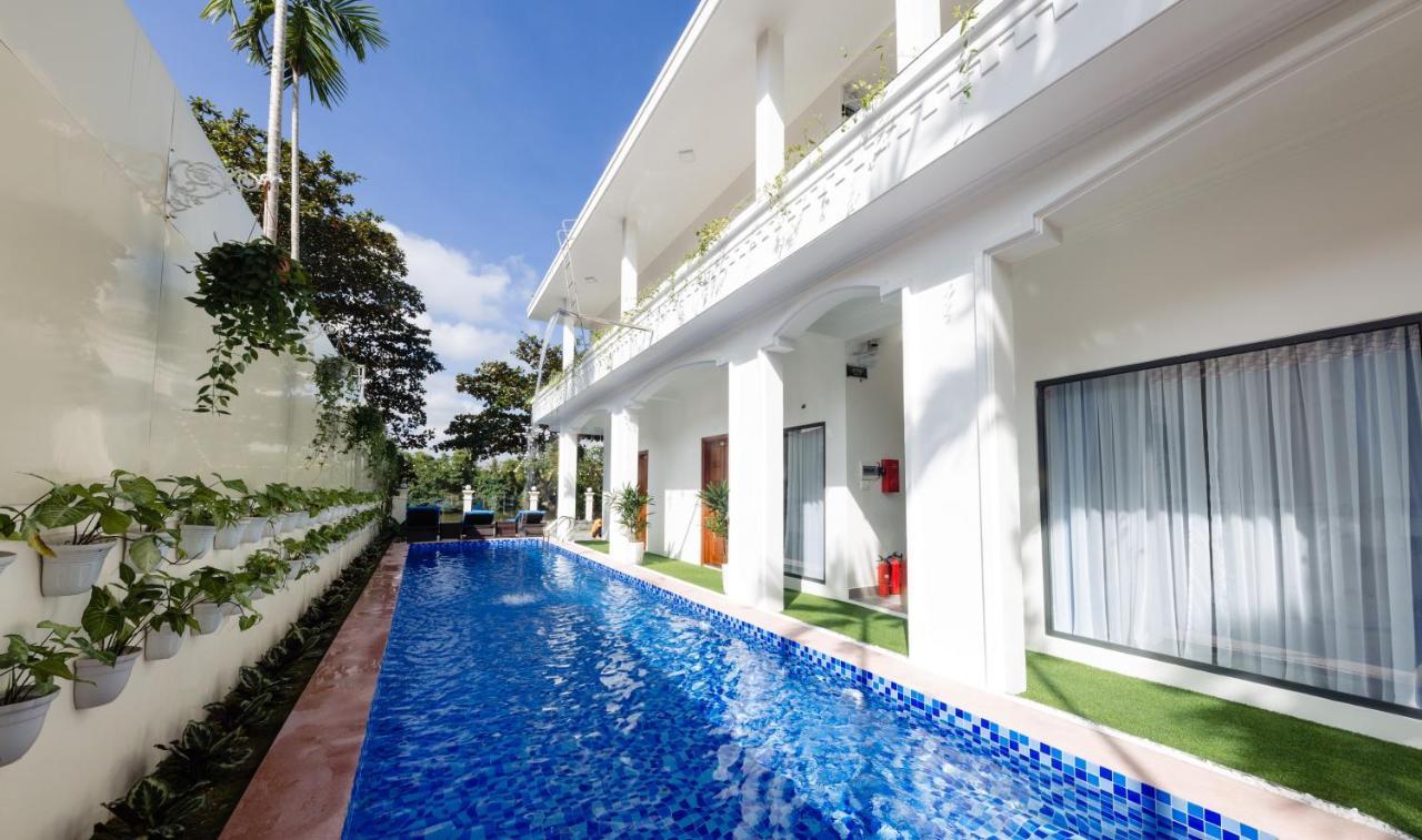 Dkd Trio Hotel Hue Exterior photo